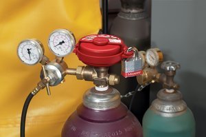 Master Lock Gas Cylinder Valve Lockout - Image 3